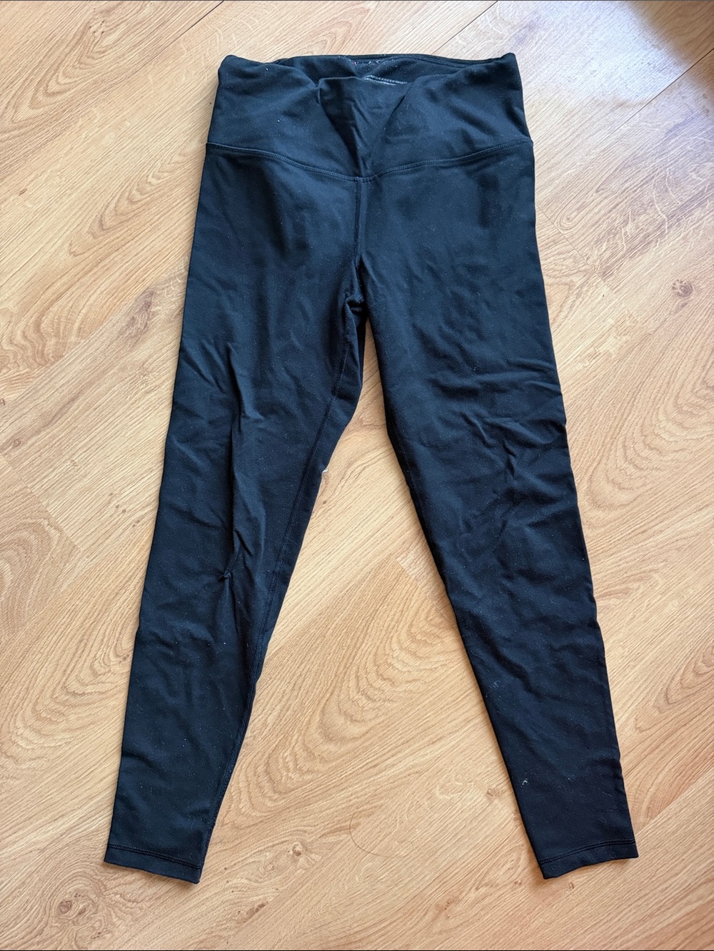 Victoria’s Secret VSX Sport Black High Rise Leggings Size Small Short